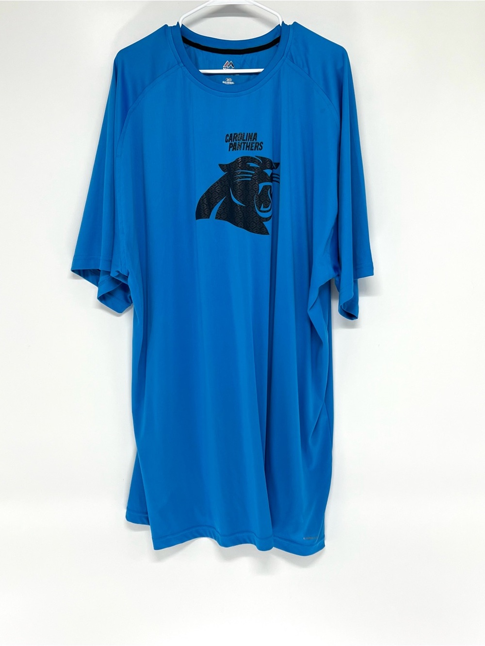 Majestic Carolina panthers 3XL Tall men’s t shirt